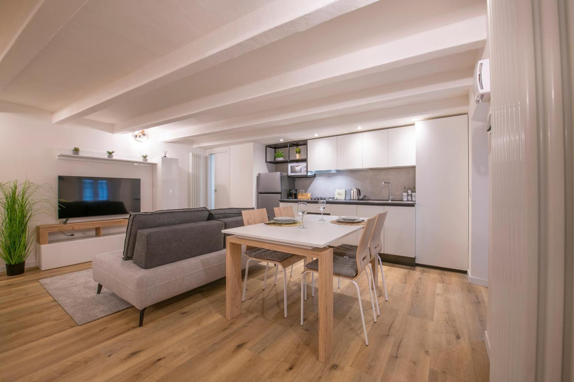 Appartement Borsarihouse Wifi & Smarttv à Vérone Extérieur photo
